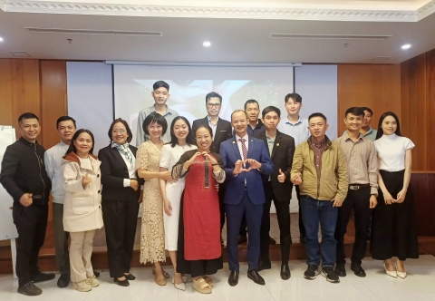KLINOVA Supports ESG Foundation Training for Businesses in Da Nang